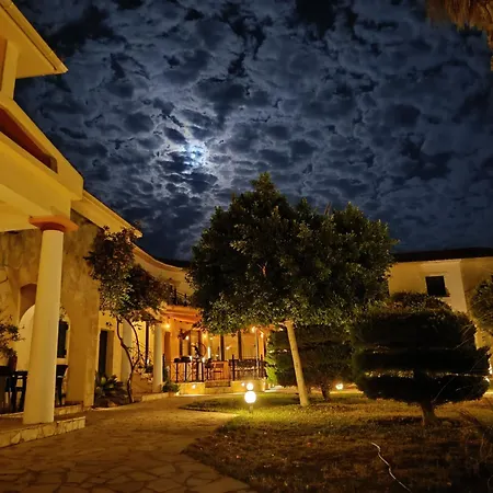 Elanthi Village 4*