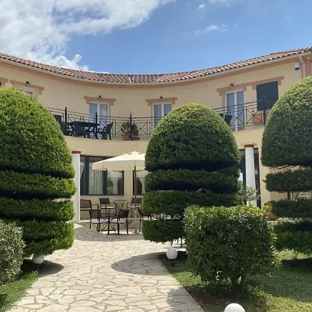Elanthi Village 2*