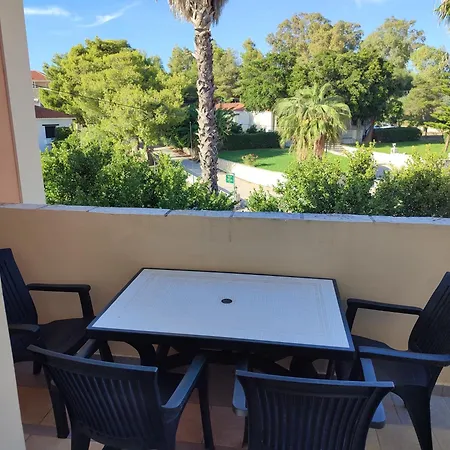 Elanthi Village Aparthotel
