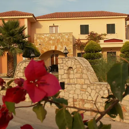 Elanthi Village Aparthotel