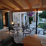 Elanthi Village شقة فندقية 4*