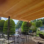 Elanthi Village شقة فندقية 4*