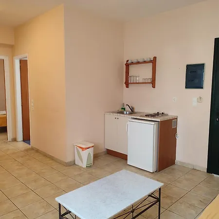 Elanthi Village Ξενοδοχείο με διαμερίσματα 4*