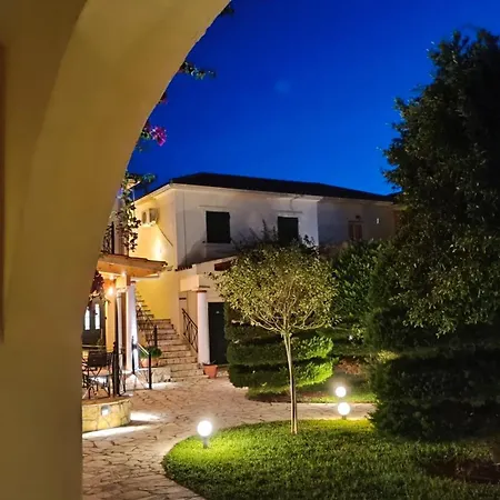 Elanthi Village Lejlighedshotel