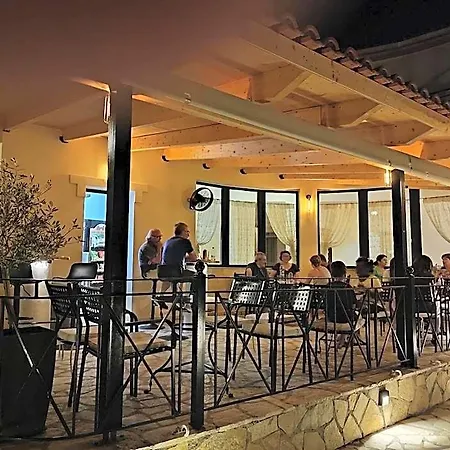 Aparthotel Elanthi Village 4*