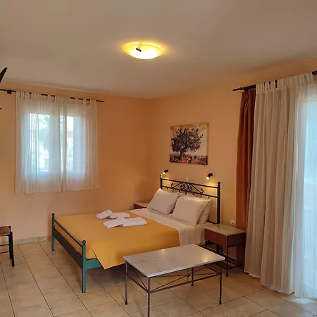 Elanthi Village Hotel de apartamente 4*