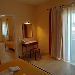 Elanthi Village 4*