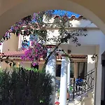 Elanthi Village