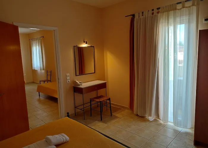 Elanthi Village 4*