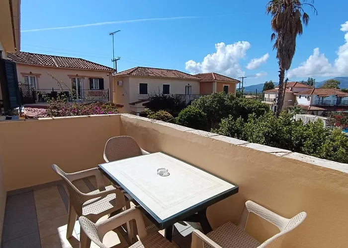 Elanthi Village 4*